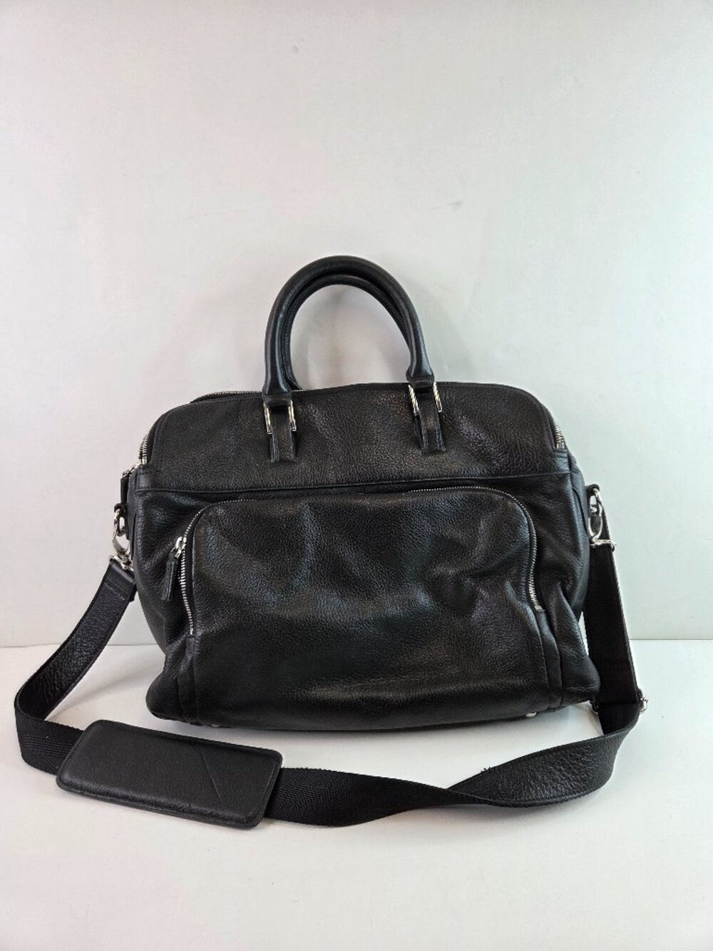 Danier Black Leather Messenger Bag Tote Shoulder Laptop Work Commuter